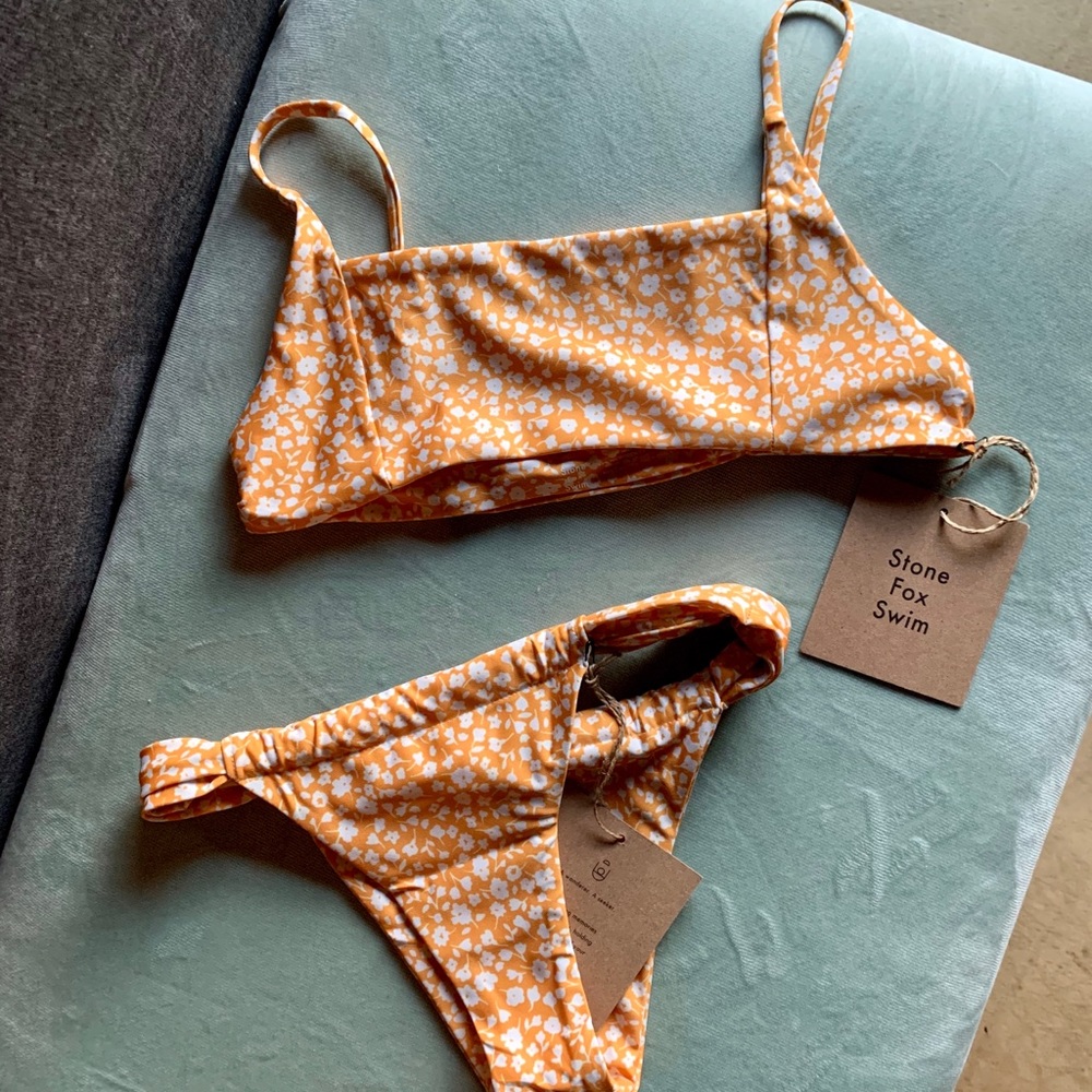 STONE FOX SWIM Mimosa Daisy 2 piece NWT!!